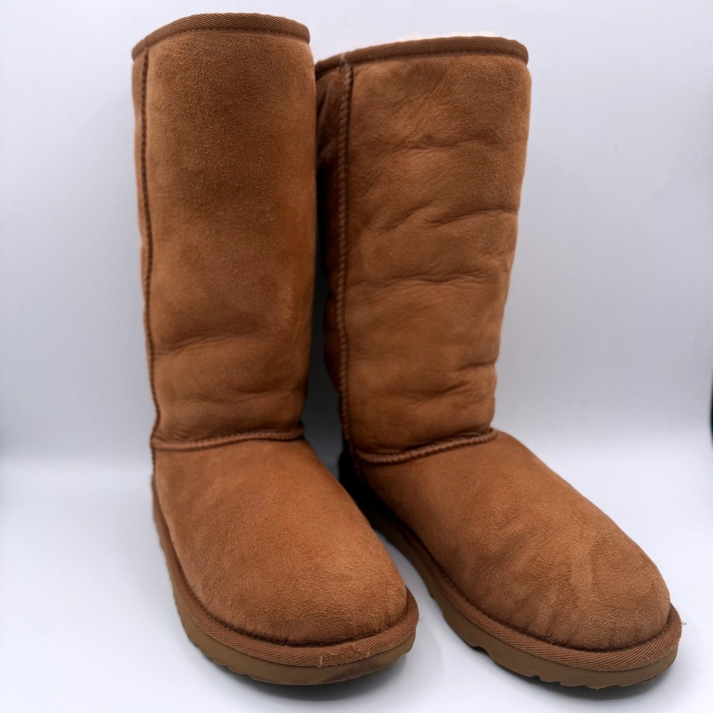 UGG Classic Tall II Chestnut Suede Shearling Boots 1017713K Kids 5 Womens 7